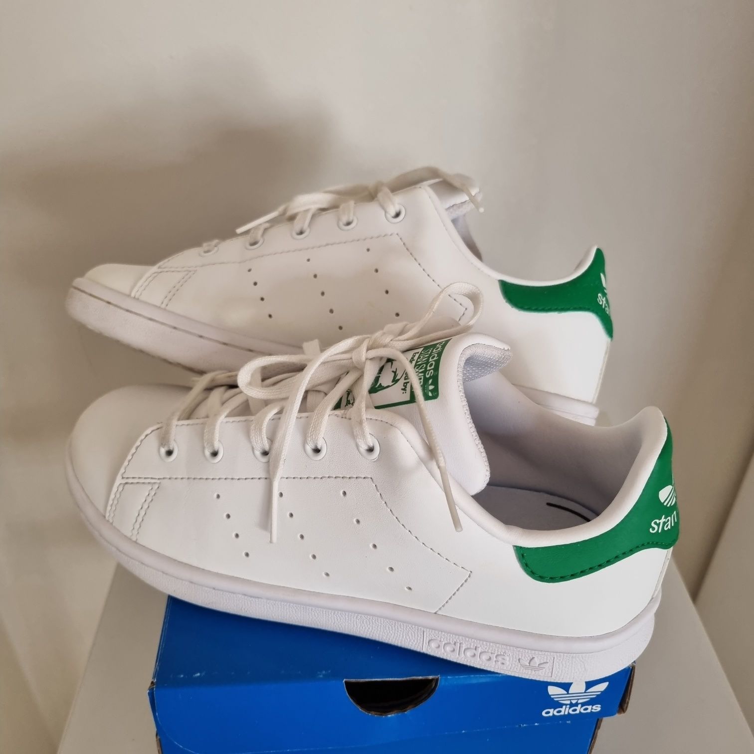 Sapatilhas Adidas Stan Smith T 34