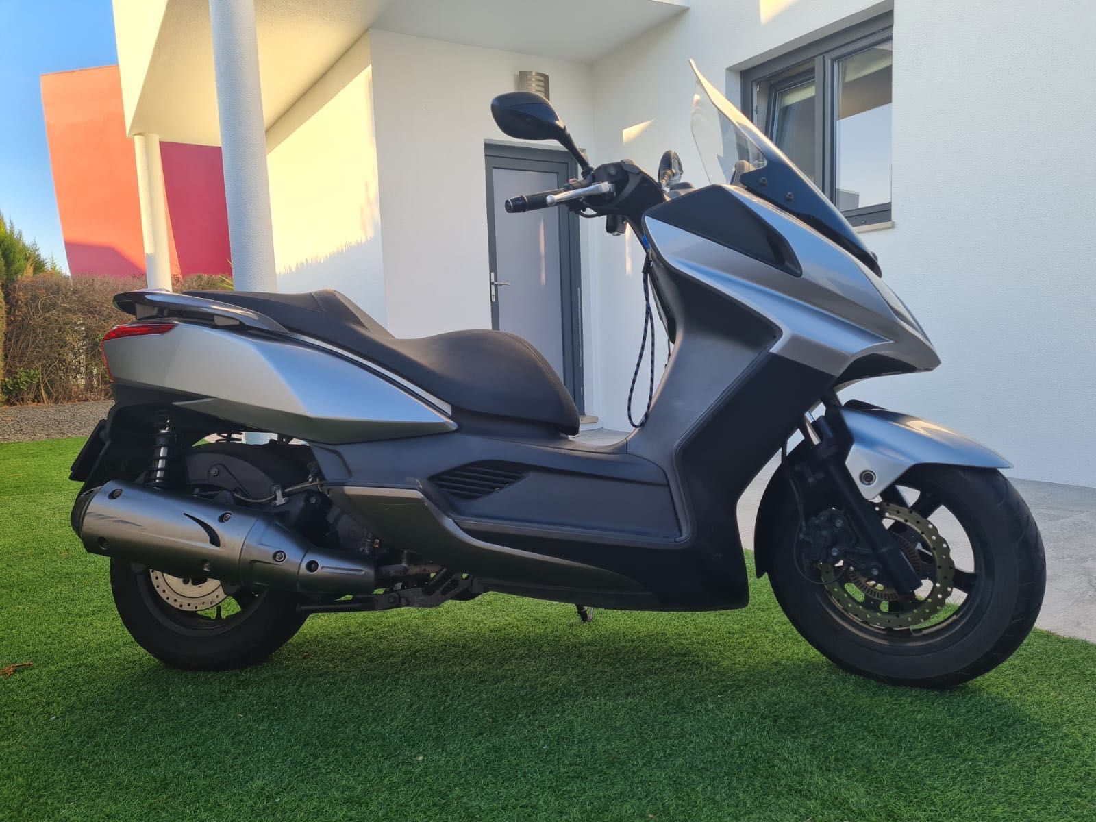 Scooter Kymco Downtown 125