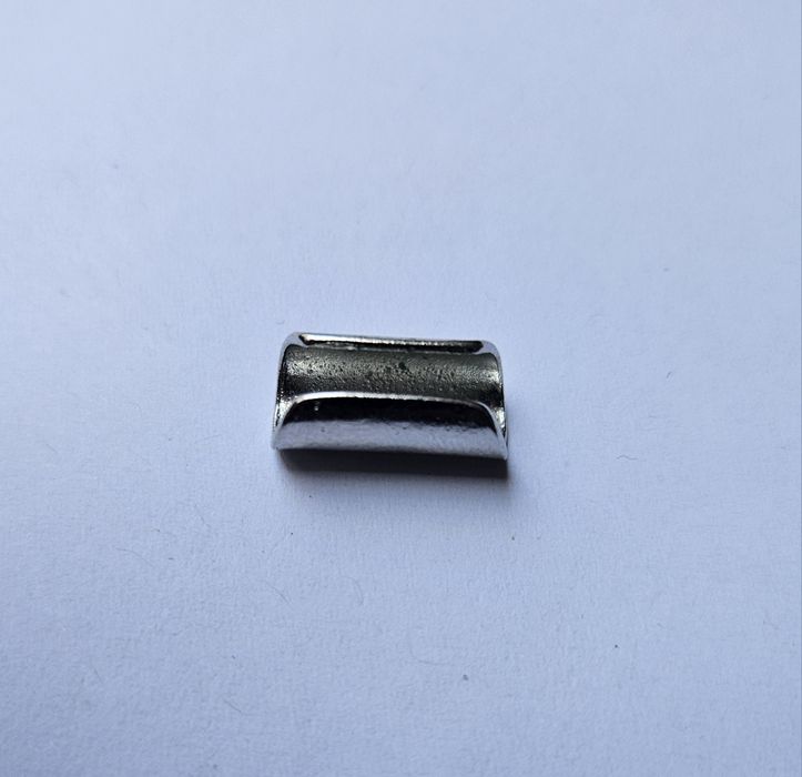 Sztuczny Srebrny Kolczyk