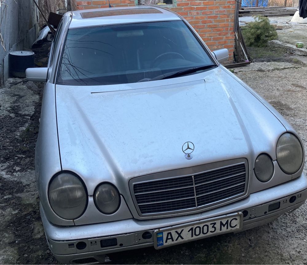 Продам Mercedes Benz E клас