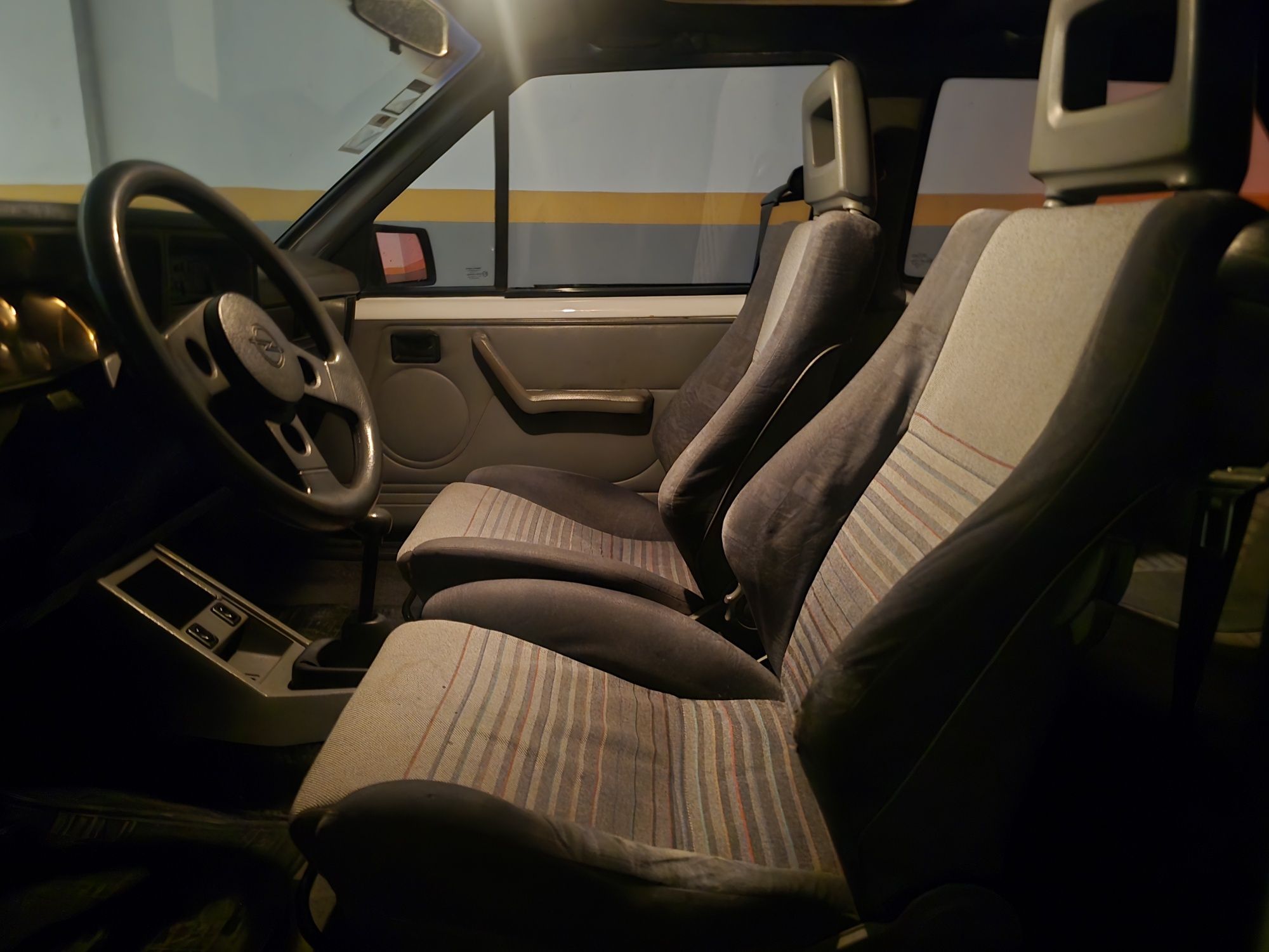 VENDO OPEL CORSA 1.4 GT