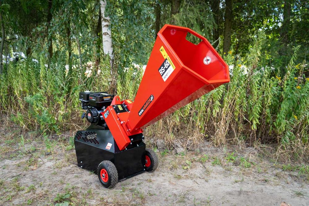 Rozdrabniacz spalinowy REMET RS-60 === rębak do gałęzi ogrodowy