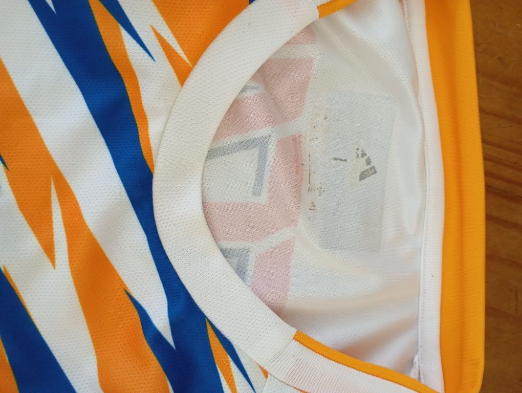 Camisola dos tigres