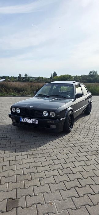 E30 Coupe auto w bdb stanie ZAMIANA