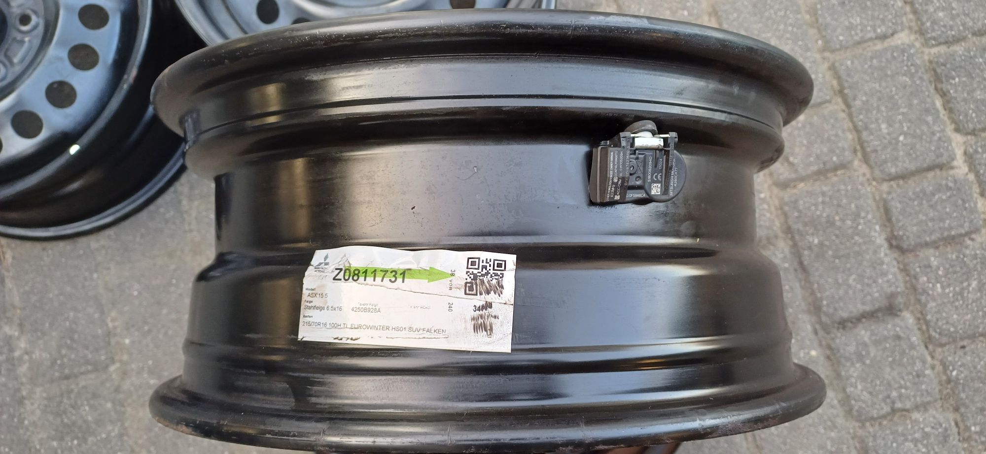 Felgi stalowe MITSUBISHI 6,5x16 , rozstaw śrub 5x114,3 , ET 46.