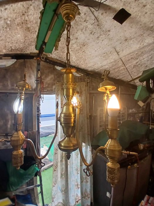 Candeeiro antigo de 3 lampadas