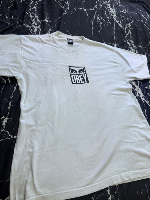 Футболка OBEY