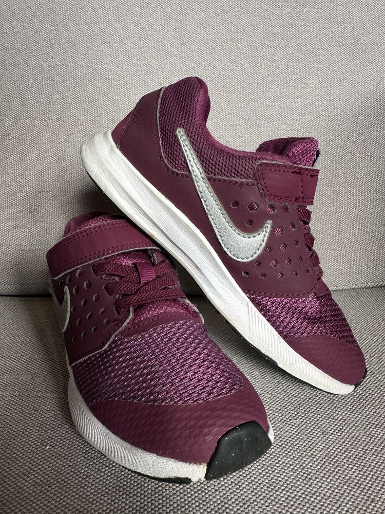 Кросівки Nike, 28 розмір
