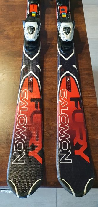 Salomon fury Jr 120 junior narty . Czerwone czarne.