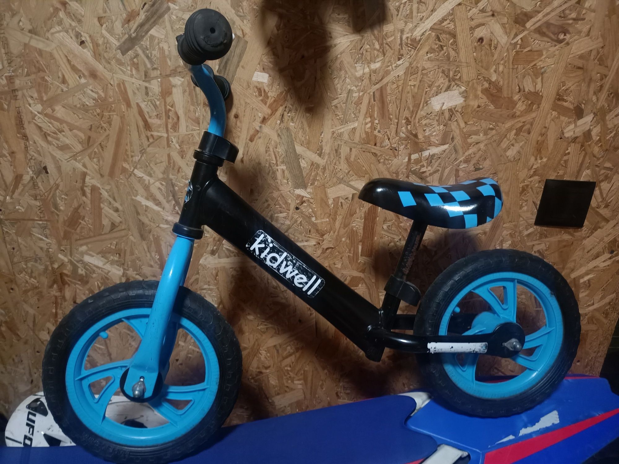 Rowerek dziecięcy biegowy Kidwell niebieski