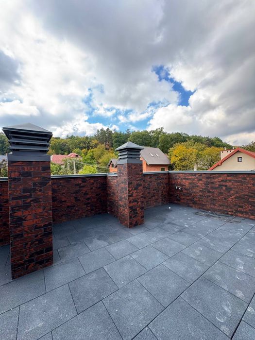 Продаж котеджу з терасою на даху м.Винники