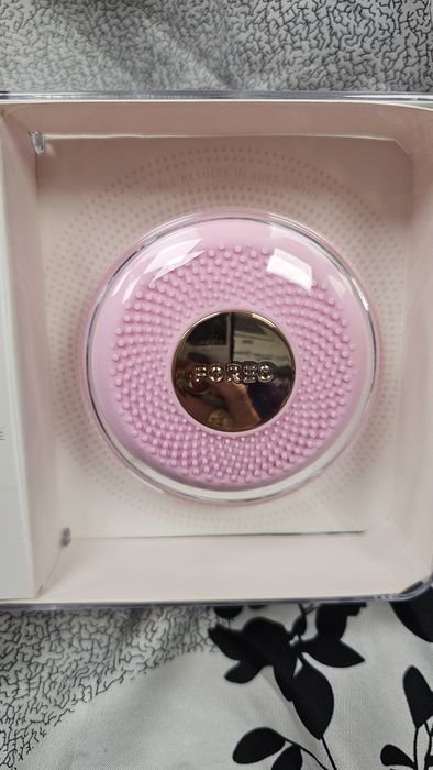 Foreo UFO 3 mini  urządzenie do pielęgnacji twarzy