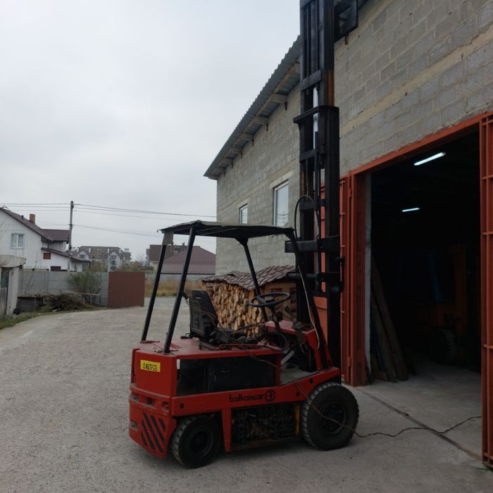 Навантажувач электро ЕВ717.45