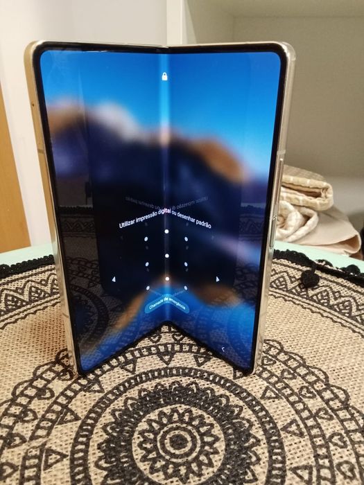 Samsung Galaxy Z Fold 5 | 512gb