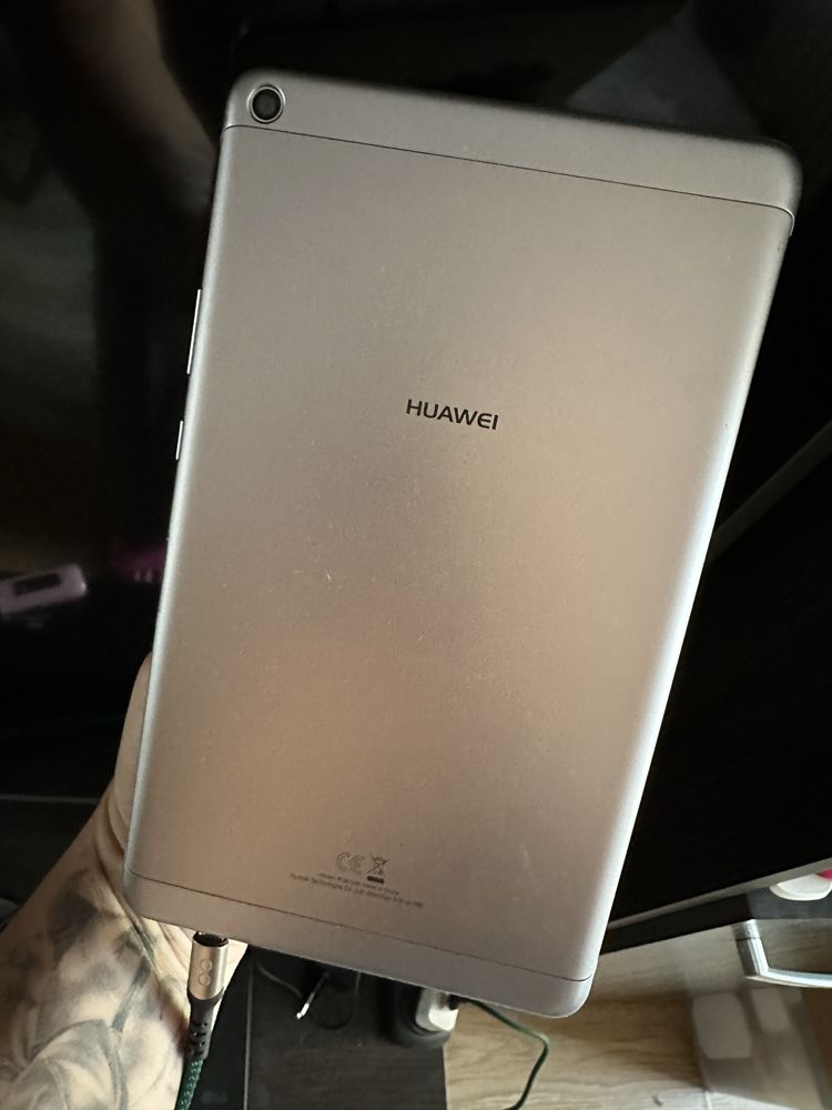 Huawei MediaPad T3 10” – używany tablet z pudełkiem