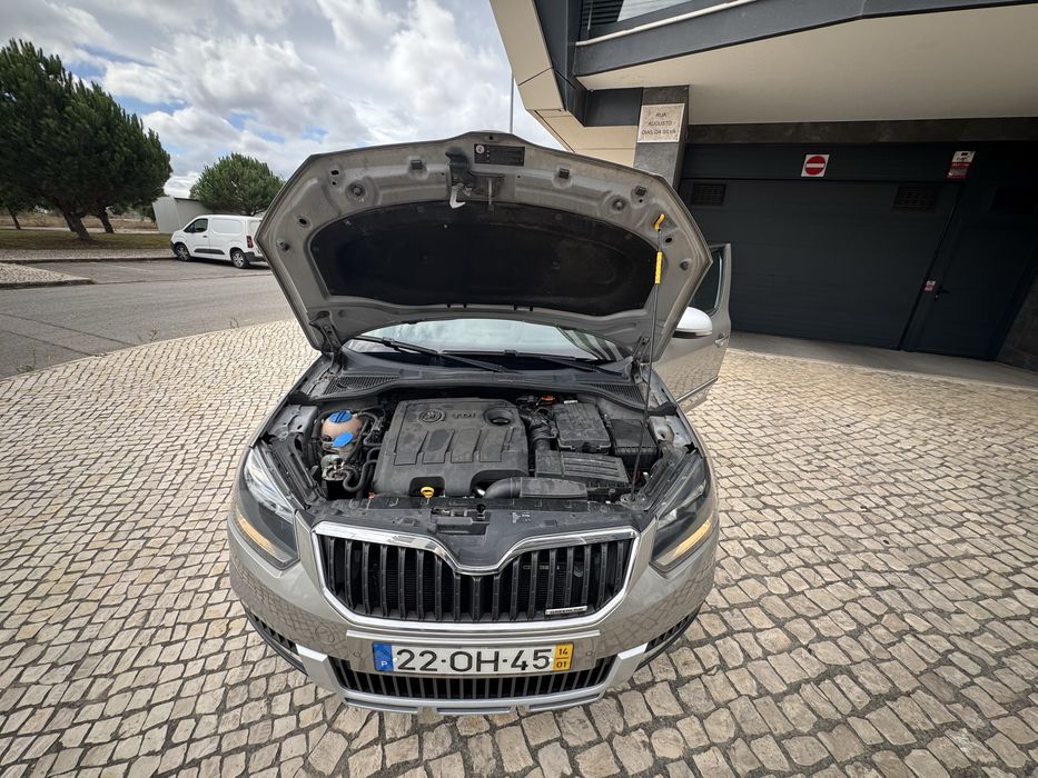 Skoda Yeti 1.6TDI Elegance Outdoor apenas 150.000km