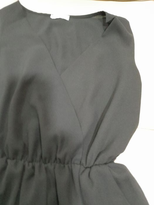 Macacão preto sem manga