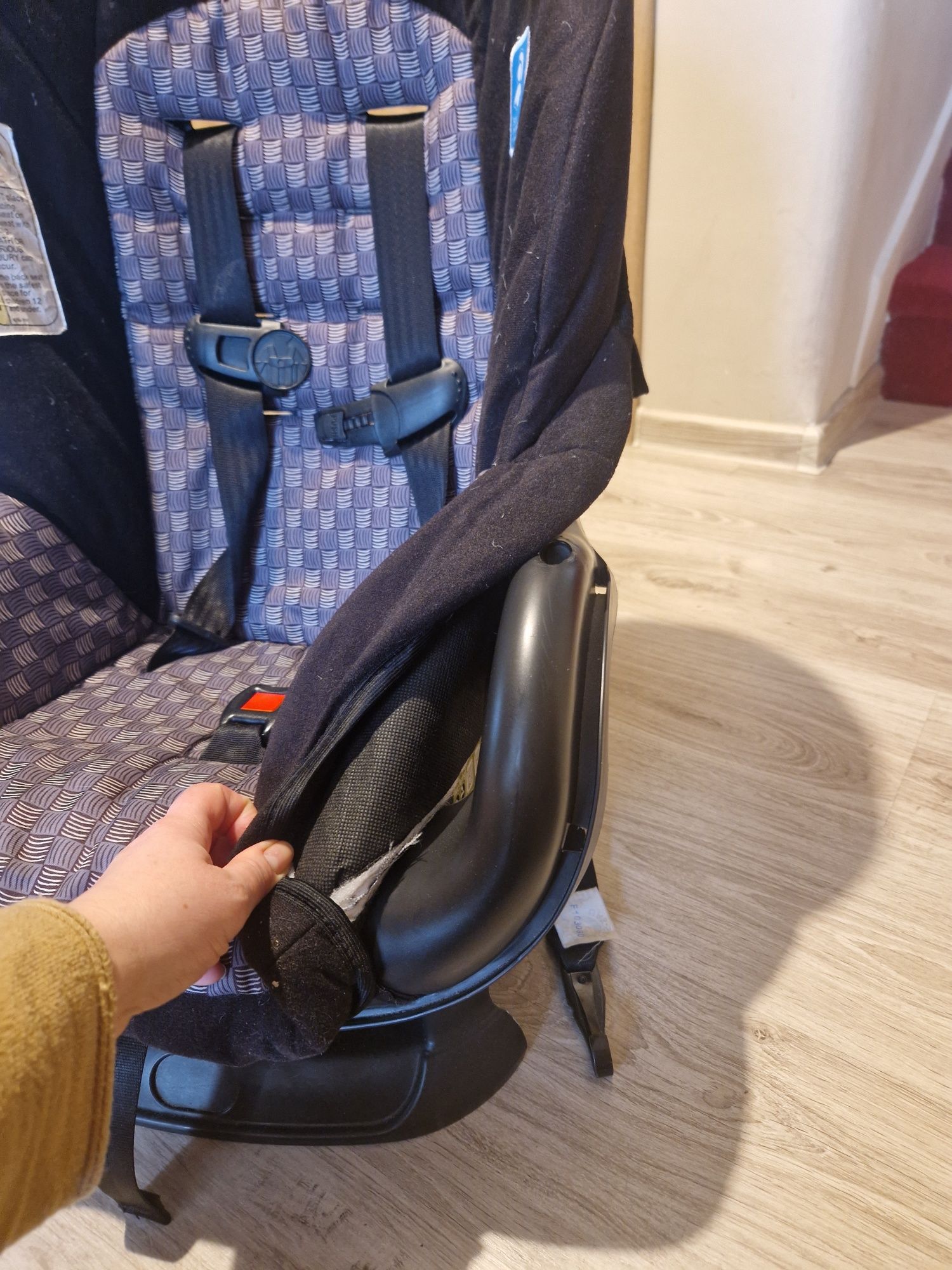 Fotelik samochodowy 10 -18 kg