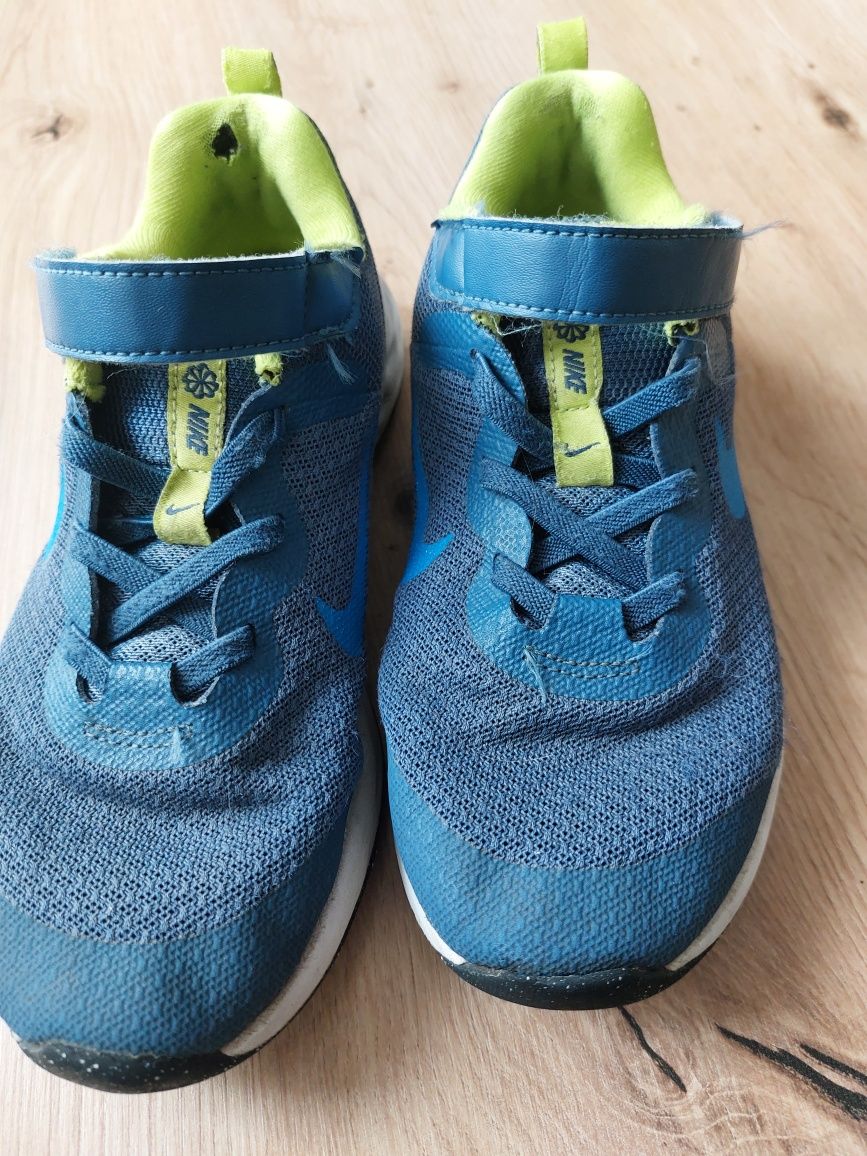 Adidasy Nike Running r 33