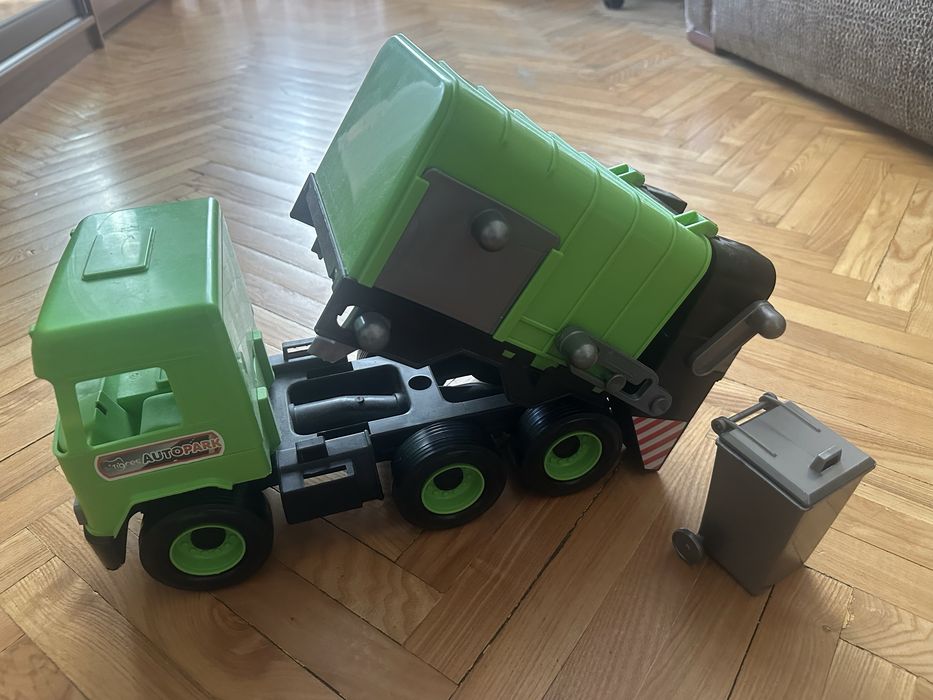 Машина мусоровіз