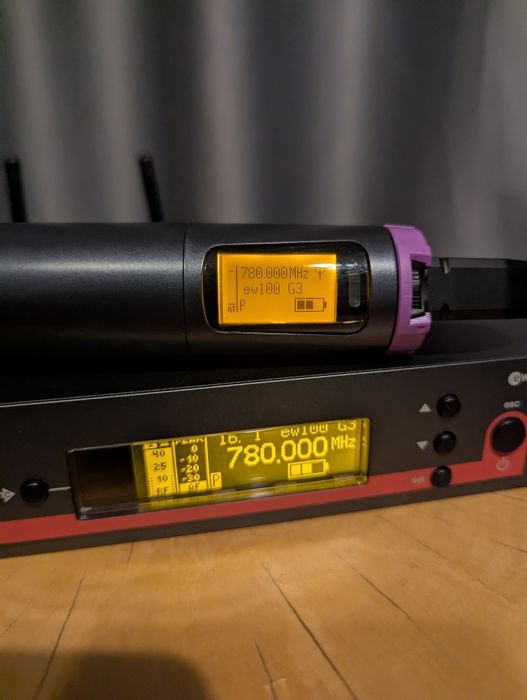 Радиомикрофон Sennheiser EW100 G3