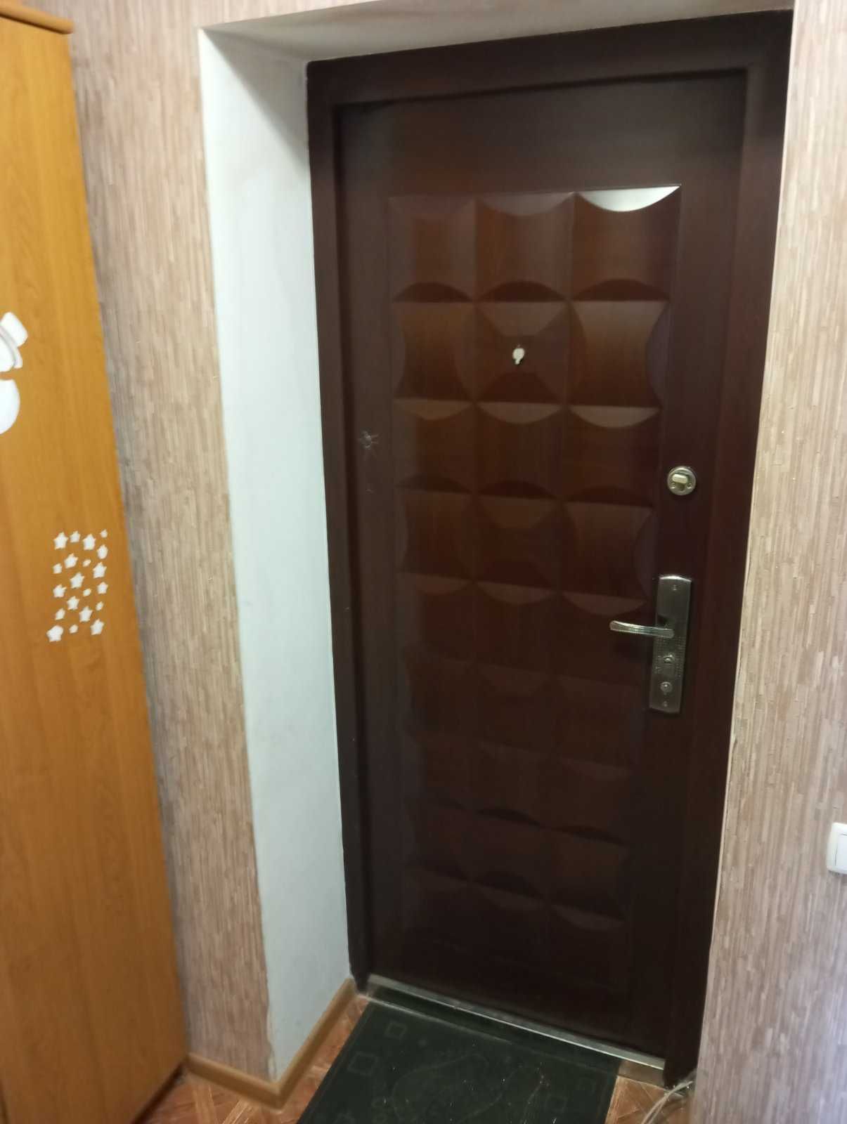 Продам 1 кім квартиру на другому поверсі