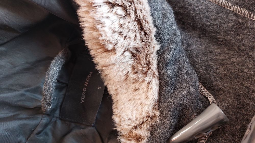 Płaszcz Vero Moda 50%wełna