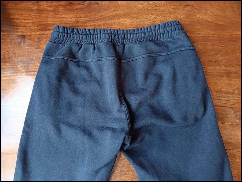 Spodnie męskie Dresowe Joggery ciepłe grube M granatowy Okazja!