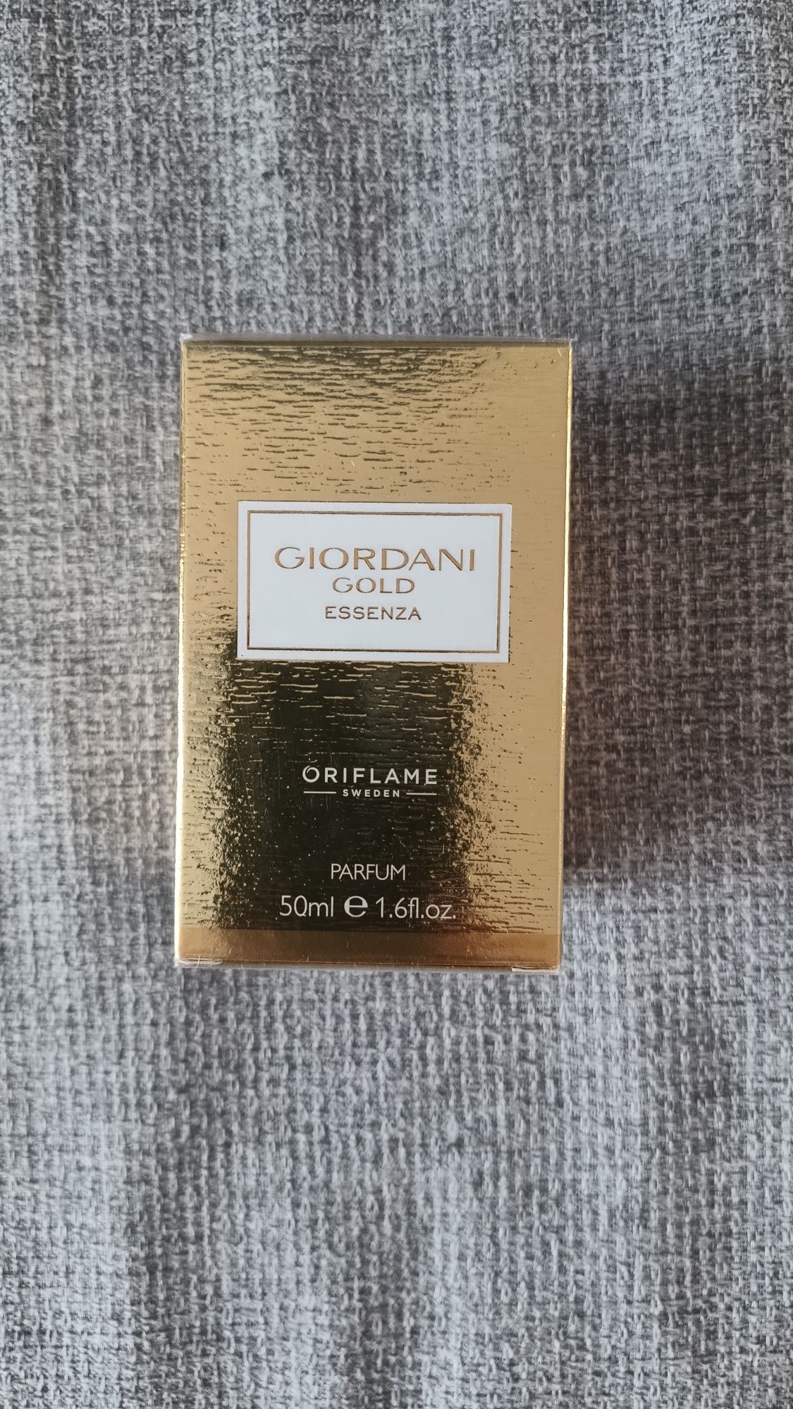 Perfumy Giordani Gold Essenza