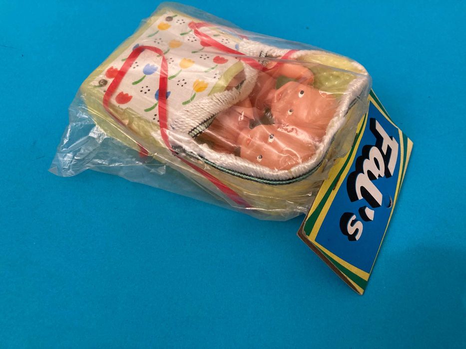 Bonecos em Berço / Cesta Industrias FAL Espanha Anos 70/80