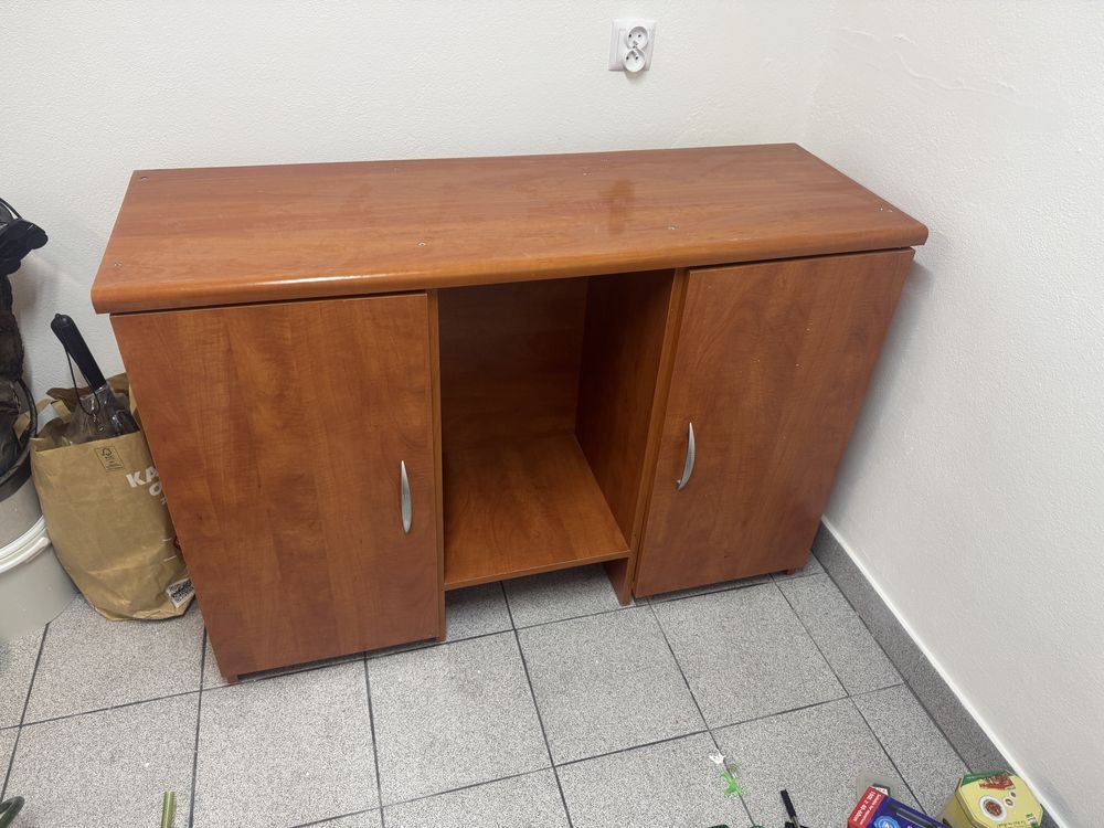 Stolik pod akwarium