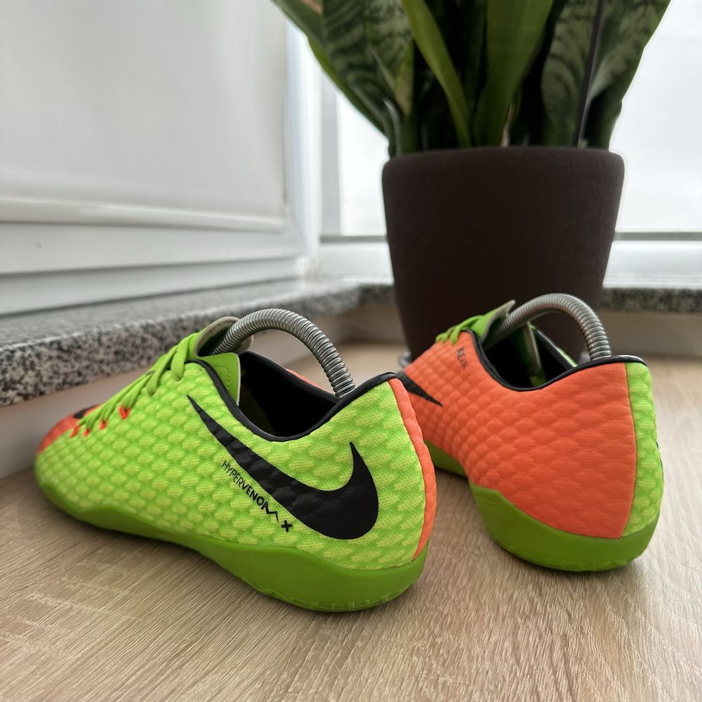 Футзалки Nike HypervenomX Phelon 3