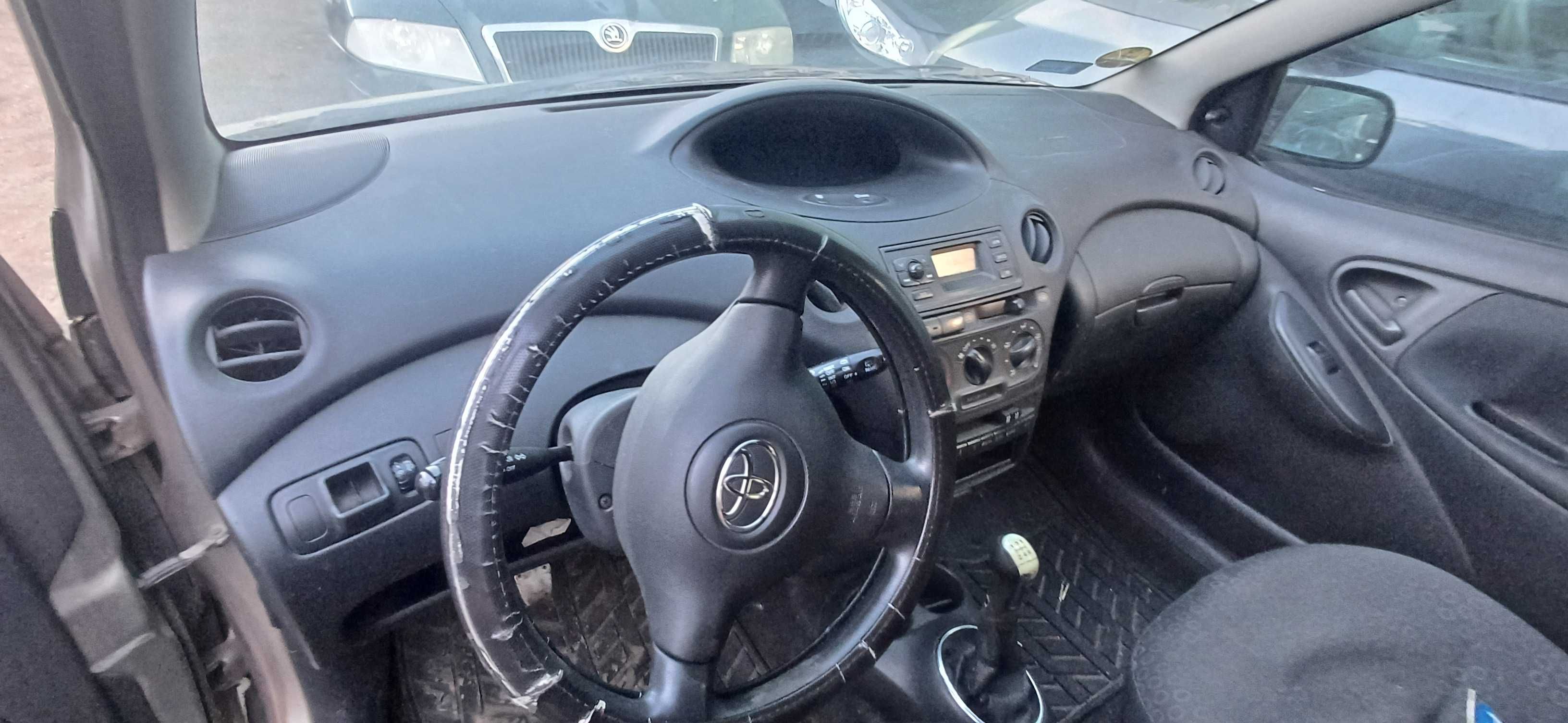 2002 Toyota Yaris I 1.4 D4D 75KM 1ND-TV kolor 1D2 Silnik części