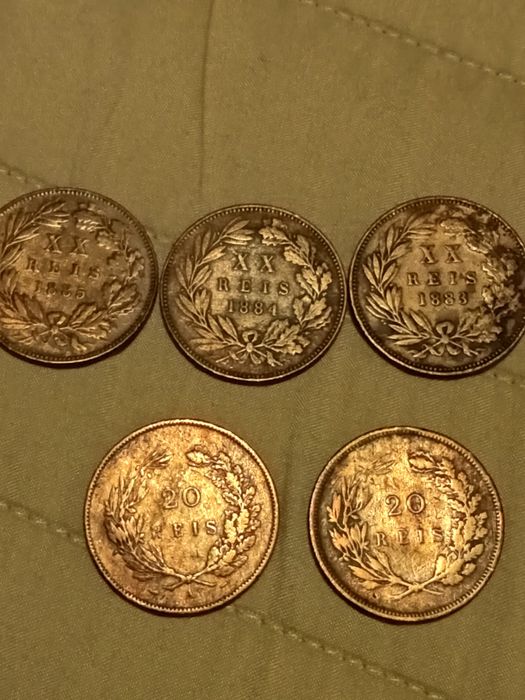 Vendo cinco moedas de 20 reis
