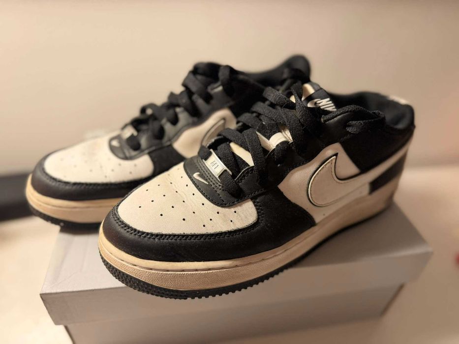 Buty czarno-białe Nike air force 1LV8