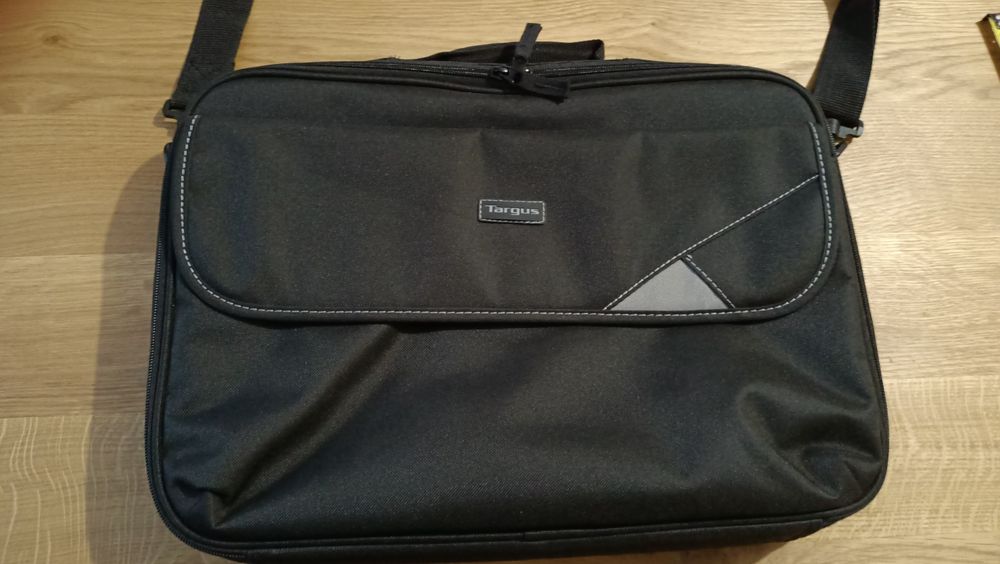 Сумка для ноутбука 40x30 targus