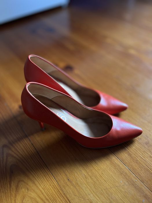 Szpilki czerwone Rylko 38,5