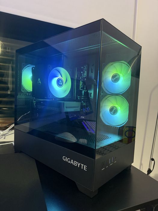 PC Gaming RTX 5060, I5 14400F, 32 GB RAM e 1TB SSD.