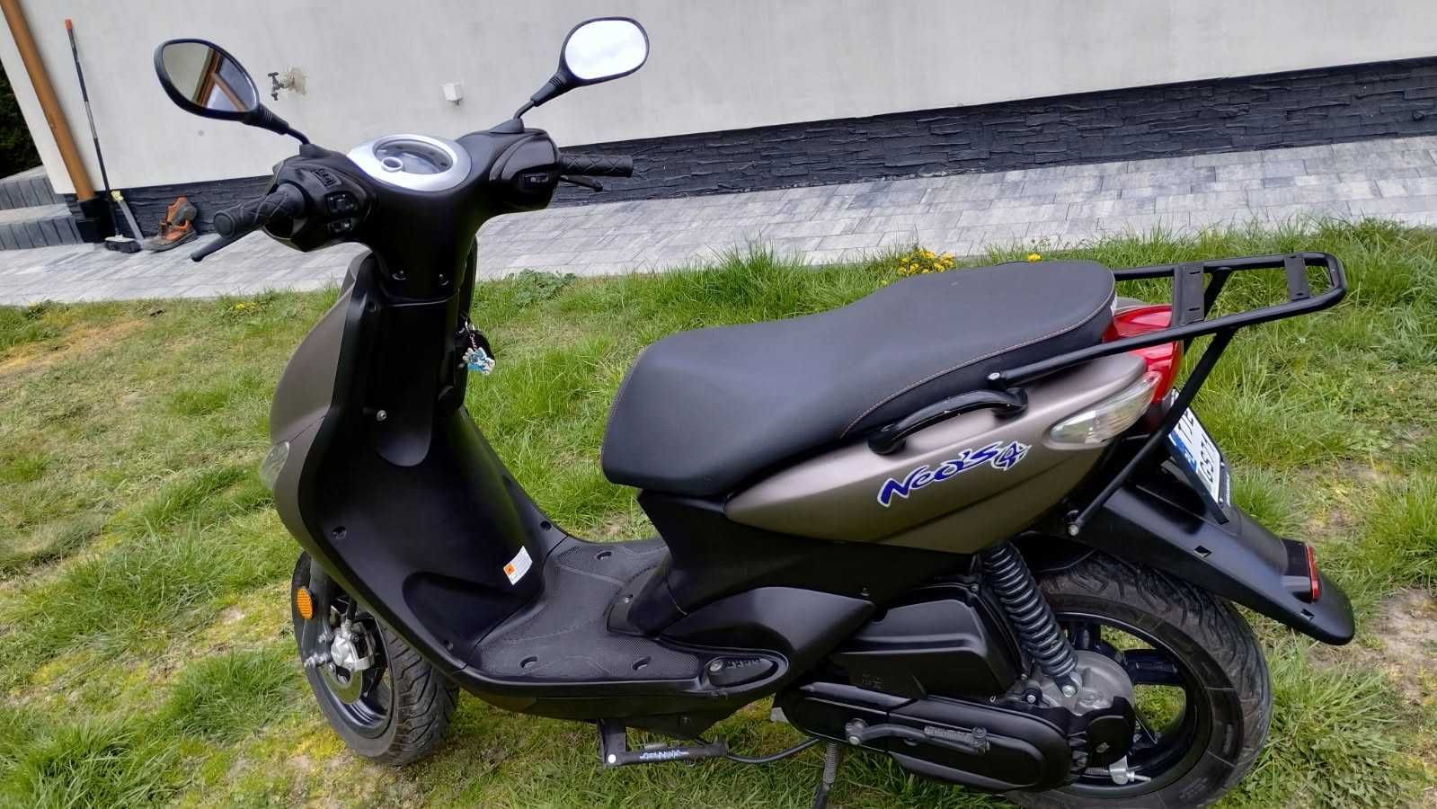 Yamaha neos 50cm