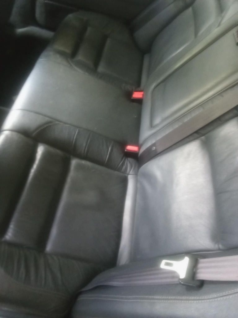 Vendo Volvo 850 parado á alguns anos ...