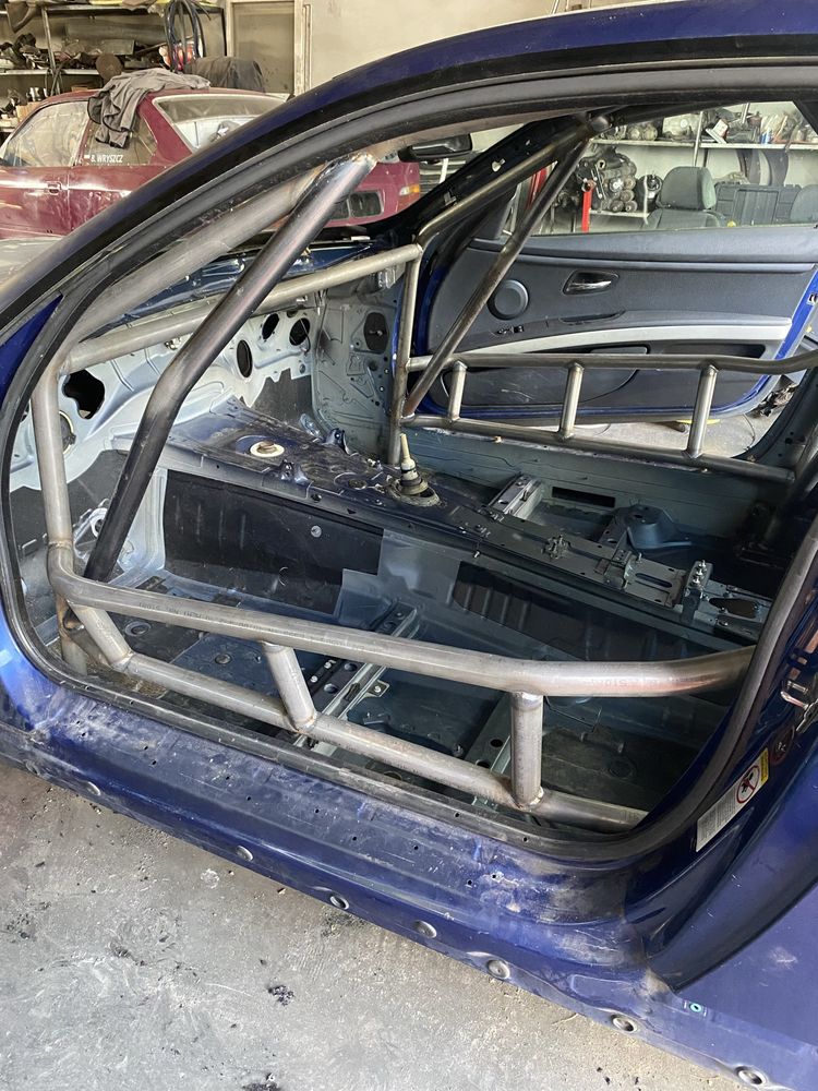 Bmw e92 kroseria z klatką bezpieczenstwa drift kjs