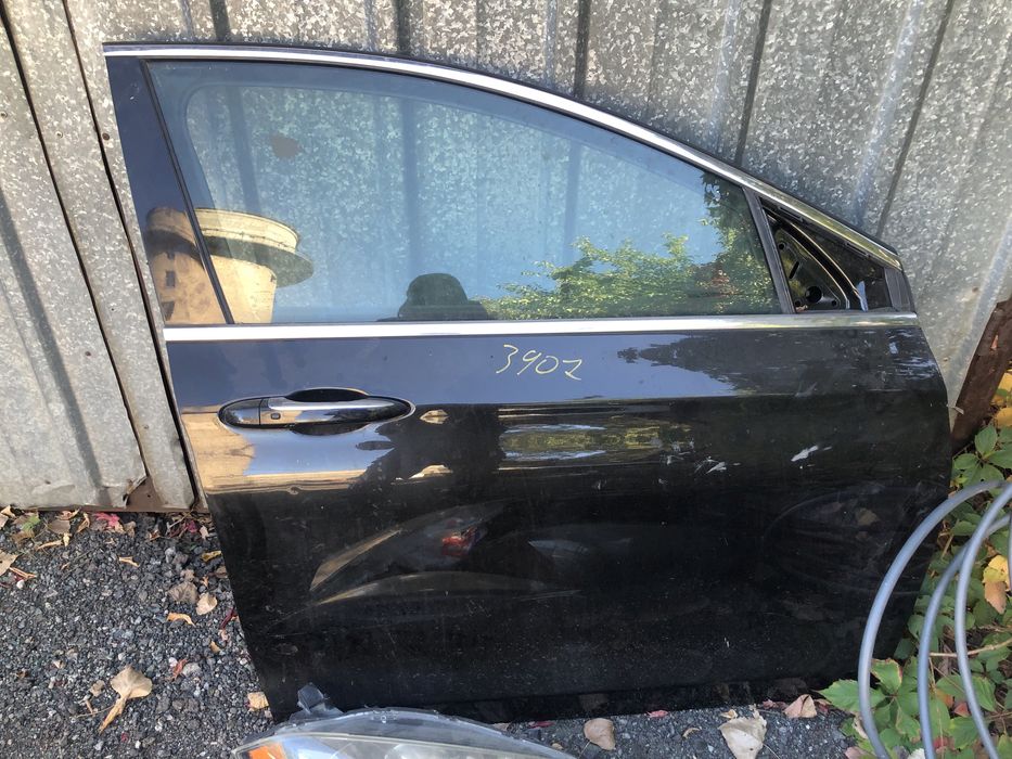 Дверь крышка Крайслер 200