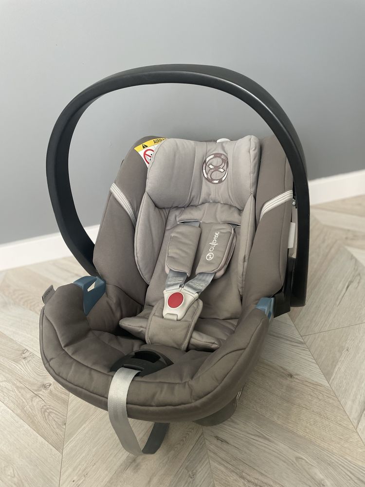 Fotelik Cybex atom 4