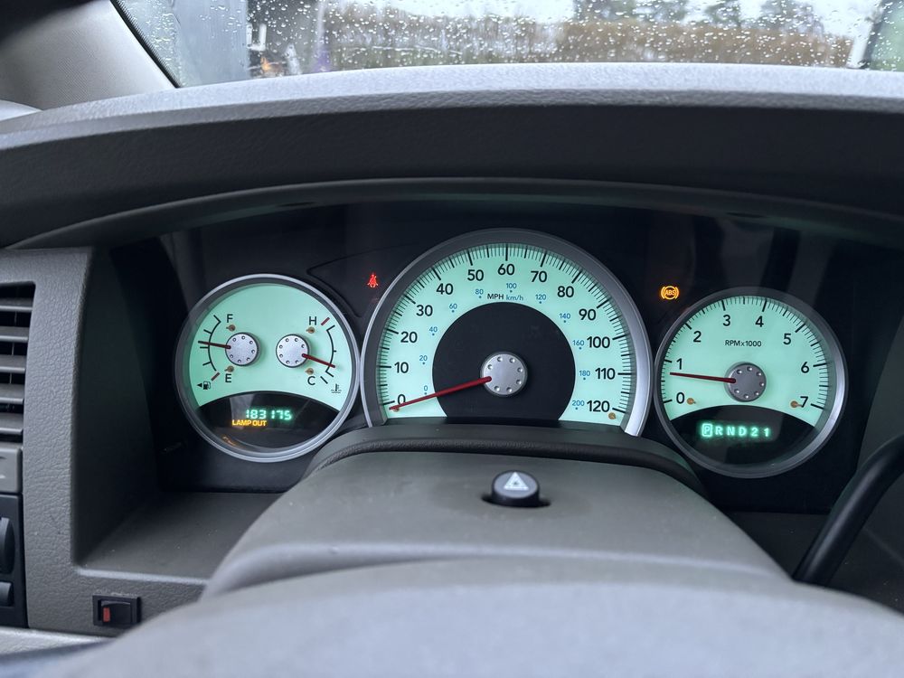 Dodge Durango 2004 blotnik prawy oryginal 5.7 hemi