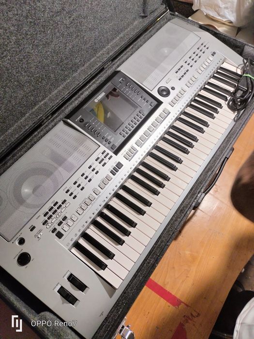 Organy Yamaha psr-S900