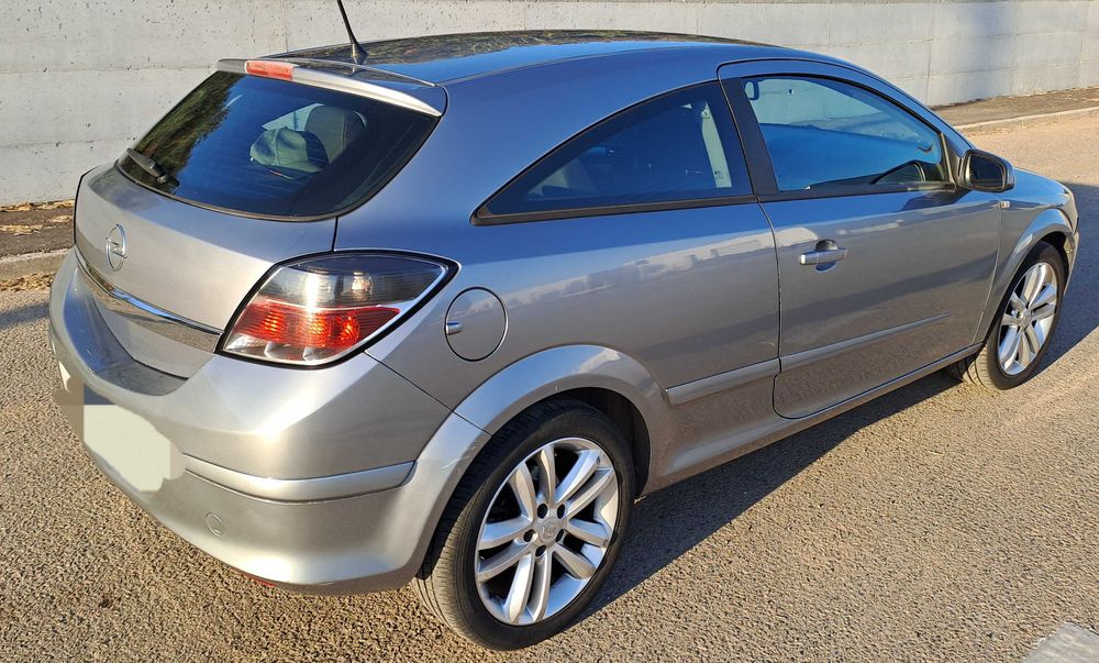Opel Astra H 1.7 versão GTC