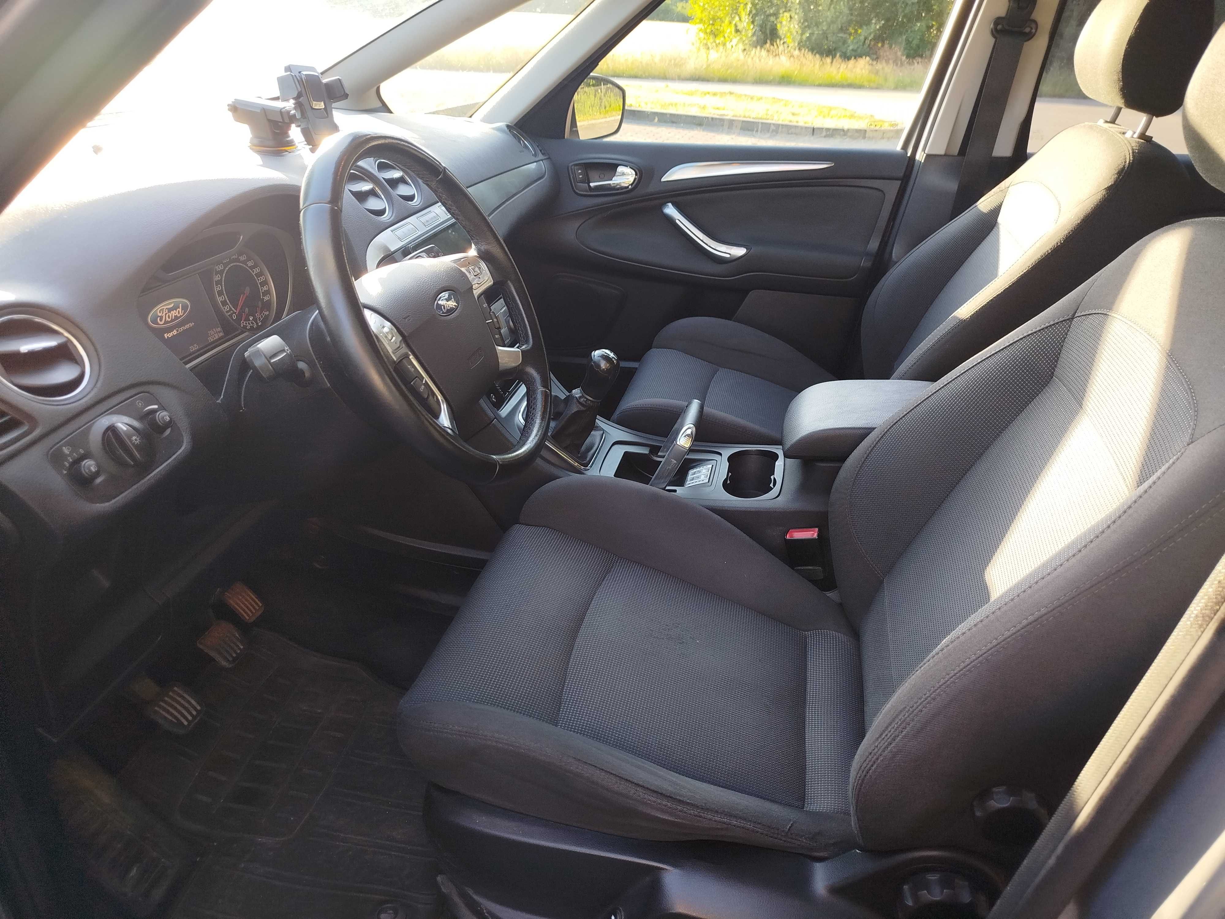 Ford S-Max 7-osobowy 2,0 Benzyna
