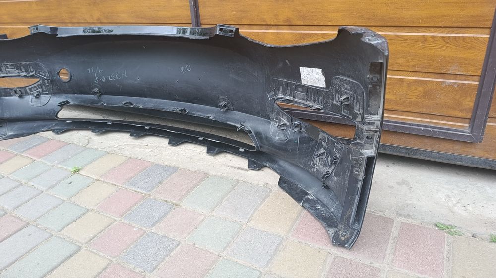 Бампер передній tesla model 3 ev7725
