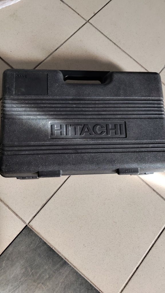 Шуруповёрт Hitachi 12 v Набор