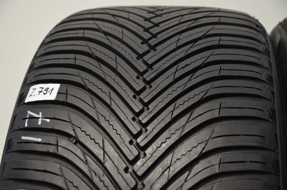 Rok 2022, 245/40 R17 Maxxis Premitra All Season AP3 Para nr z791